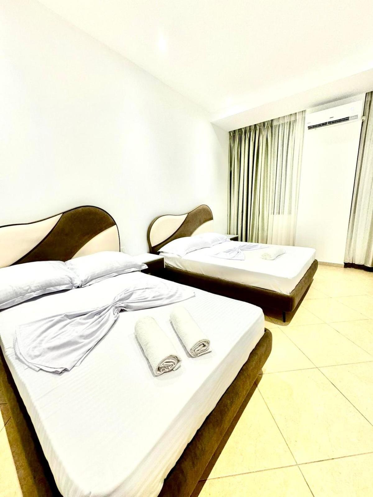 Hotel Balili Vlore Exterior photo